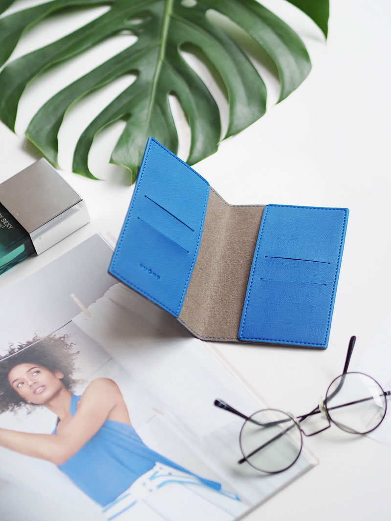 qua-tang-vi-passport-da-pu Passport cover quà tặng giá rẻ hcm